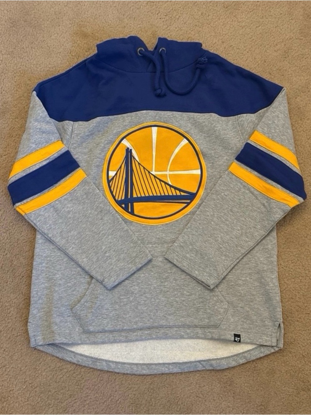 2 Golden State Warriors Hoodies